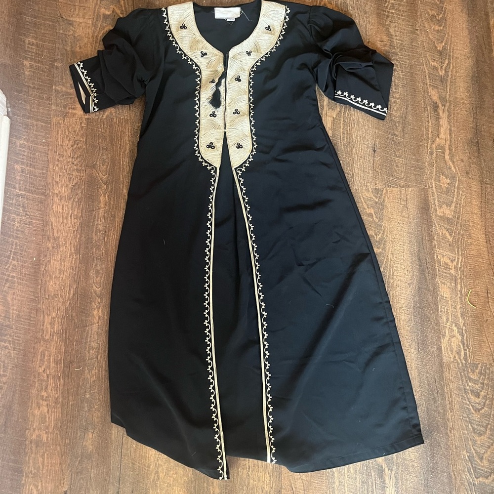 Elegant Black and cream Women's Dress
